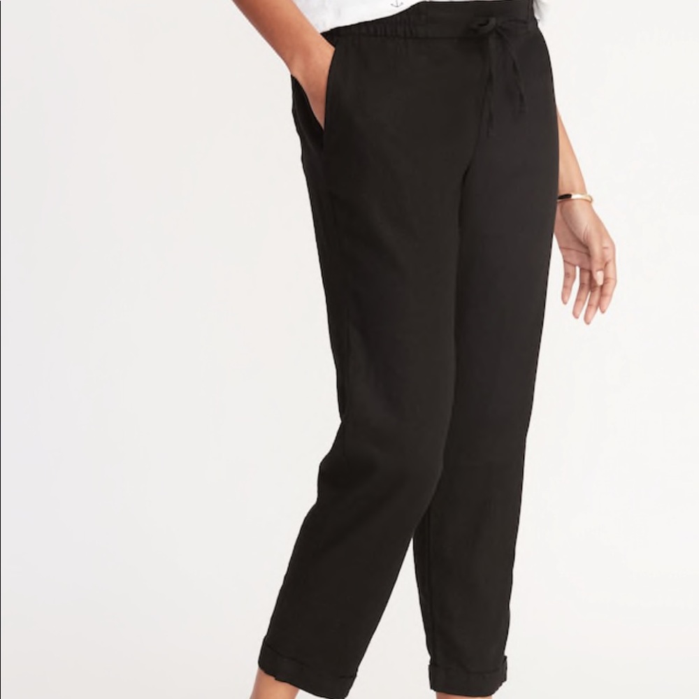 Mid-Rise Linen-Blend Straight-Leg Cropped Pants